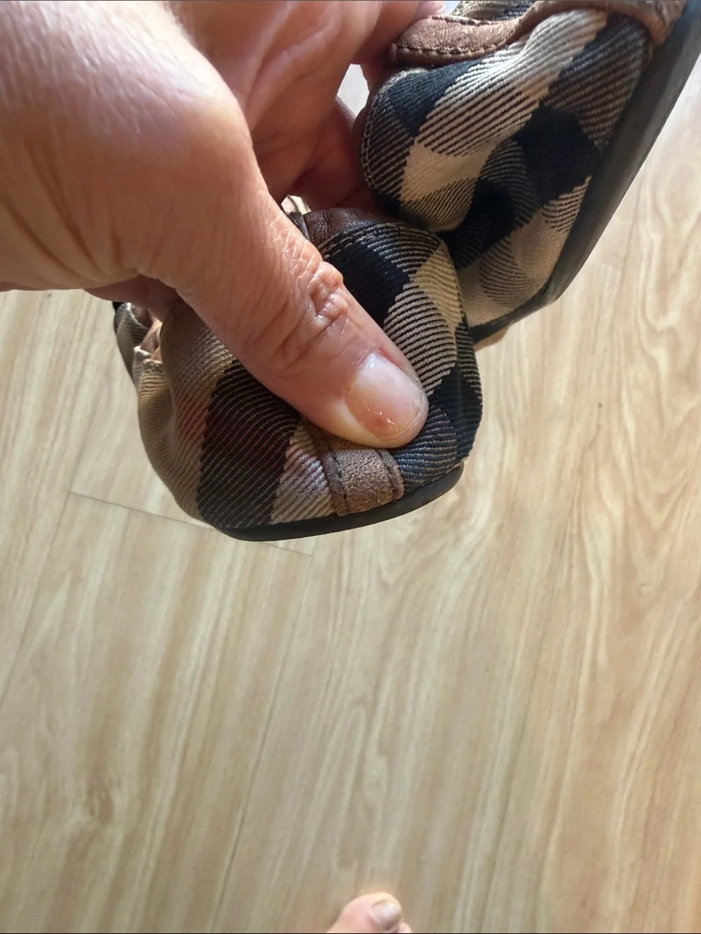 Burberry classic plaid